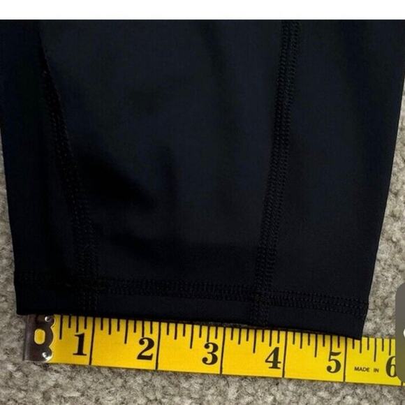 All in Motion™ Women's Plus Size Sculpt High-Rise Capri Leggings Black Size 3x - Picture 8 of 14